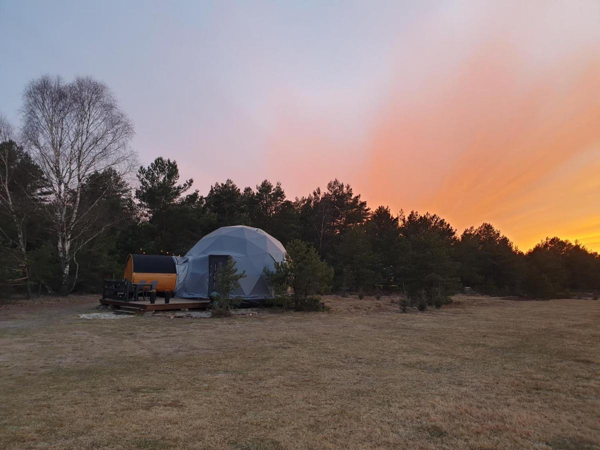 Podniebny Glamping Hotel Borsk Exterior foto