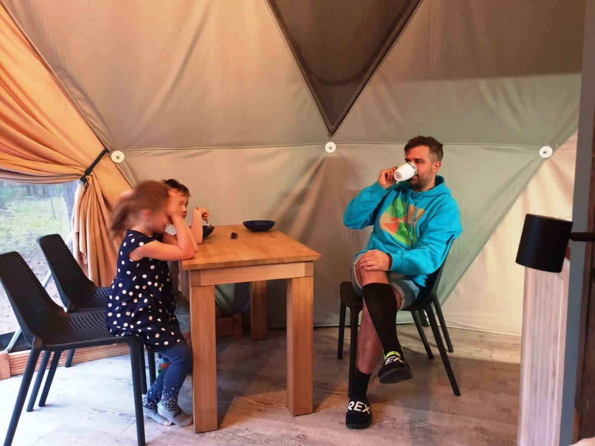 Podniebny Glamping Hotel Borsk Exterior foto