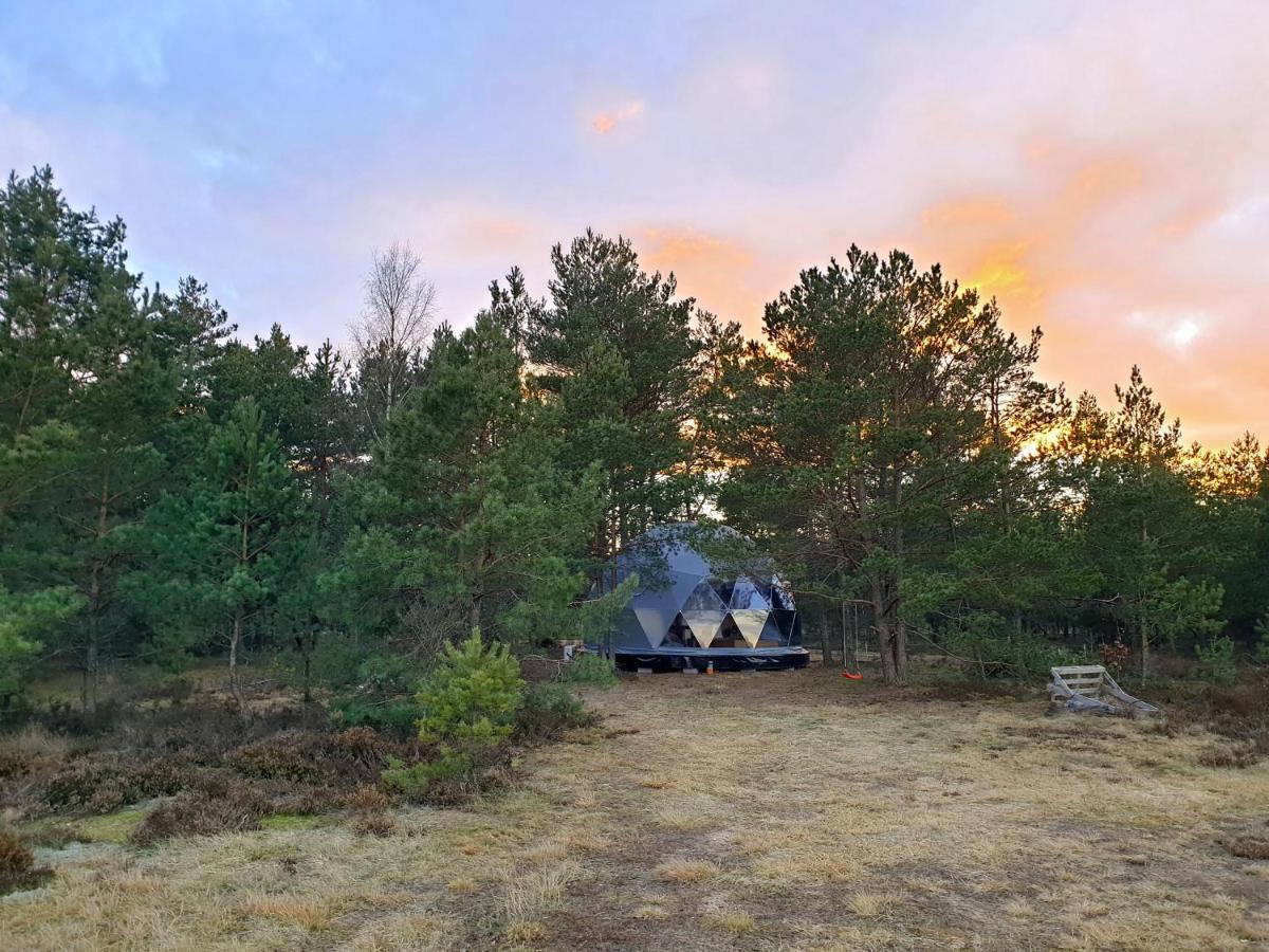 Podniebny Glamping Hotel Borsk Exterior foto