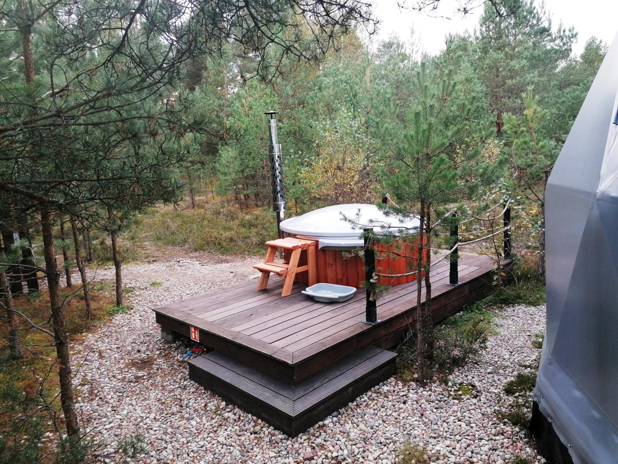 Podniebny Glamping Hotel Borsk Exterior foto